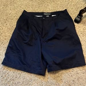 Men’s black shorts Size 34 craft and barrow